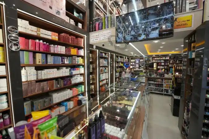 اجرای فروشگاه لوازم آرایشی در شیراز