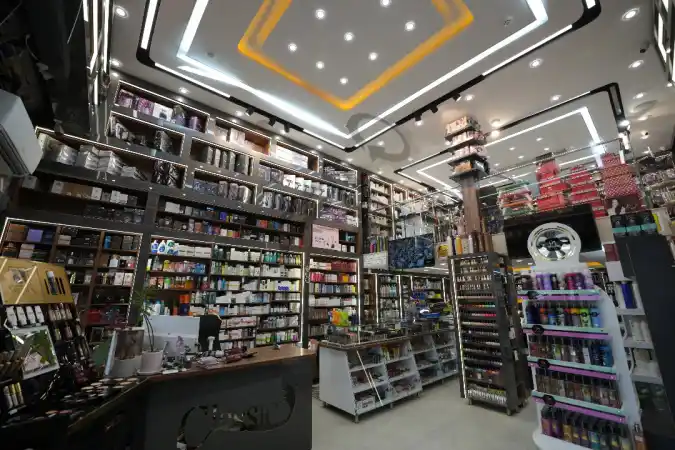 اجرای فروشگاه لوازم آرایشی در شیراز