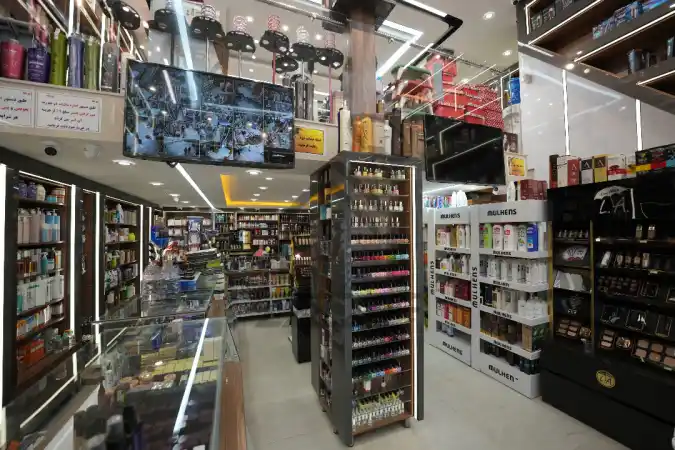 اجرای فروشگاه لوازم آرایشی در شیراز